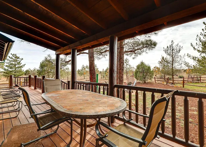 Hike, Fish & Enjoy Pond On-site: Bison Ranch Holiday home *