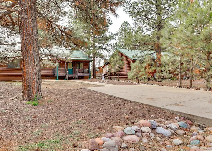 Hike, Fish & Enjoy Pond On-site: Bison Ranch Holiday home *